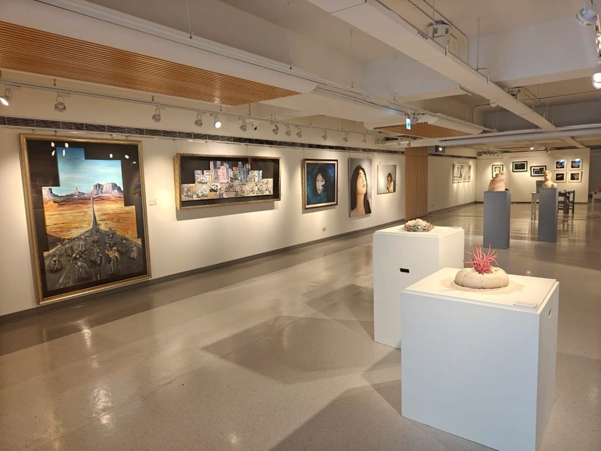 《驀驀蒼蒼 when the light shimmer》台南應用科技大學美術系畢業展