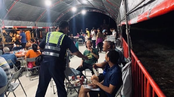 嘉義縣布袋分局廟前辦理識詐宣導 結合民眾康樂活動傳授防詐秘訣