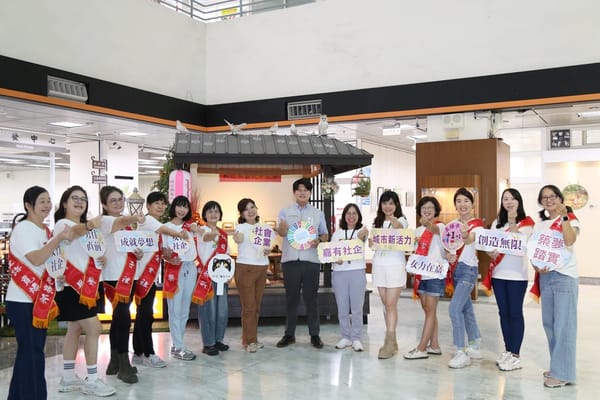嘉義市支持女力創業圓夢 「海拾創藝」讓海廢玻璃華麗變身