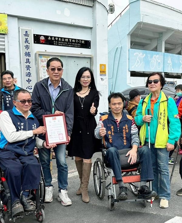 民間資源團隊號召善心好友企業集小愛成大愛 寒冬送暖發放物資