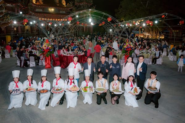 神明一起吃辦桌！水上鄉宴「台味の復古趴」500名鄉親團聚