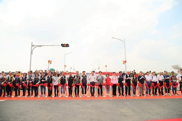 全長315公尺的嘉義縣新港溪北村六興橋正式通車 賴清德副總統剪綵